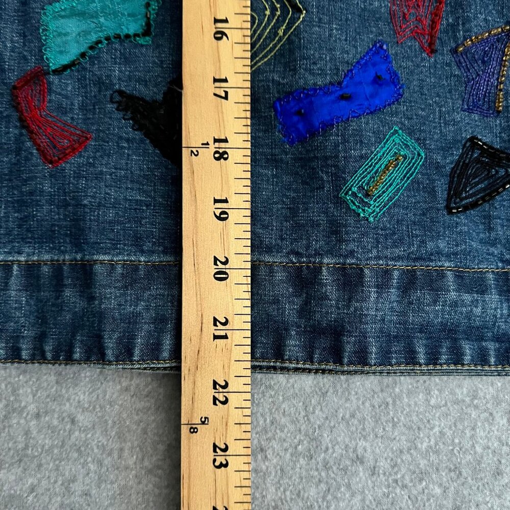 Chico DESIGN Denim Jacket Embroidered Beaded Silk APPLIQUE Gecko Accents - Picture 11 of 13